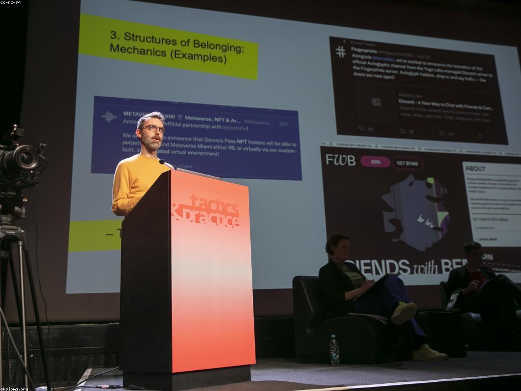 អត្ថប្រយោជន៍នៃសេវាកម្មអនឡាញ